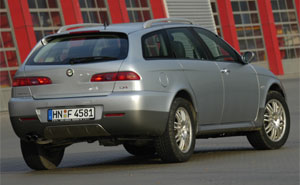 Alfa Crosswagon Q4