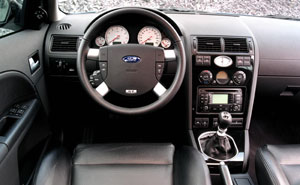 Ford Mondeo ST220