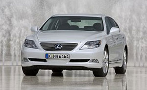 Lexus LS 600h