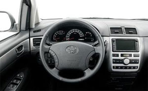 Toyota Avensis Verso