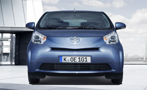 Toyota iQ