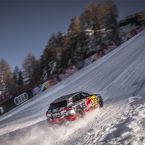 Audi e-tron extreme fhrt Ski-Abfahrtstrecke der Streif