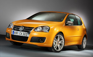 VW Golf orange speed