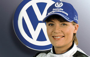 Volkswagen Werkspilotin Jutta Kleinschmidt wird mit Bobby Willis als neuem ...