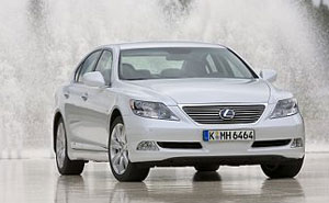 Lexus LS 600h 