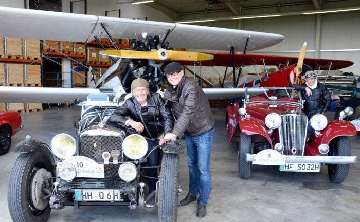 Oldtimer-Rallye am Flughafen Paderborn-Lippstadt