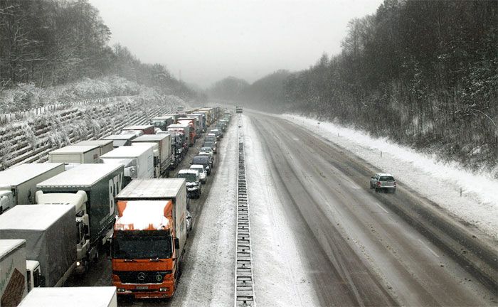 Winterliche Straßenverhältnisse sorgen oft für Verkehrschaos