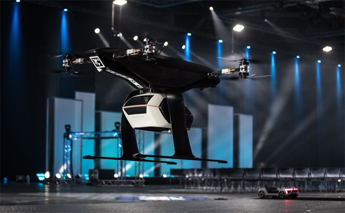 Audi und Airbus auf der Drone Week Amsterdam: Fliegender und fahrender Prototyp des 