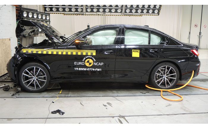 BMW 3er Limousine im Euro NCAP Crash & Safety Test