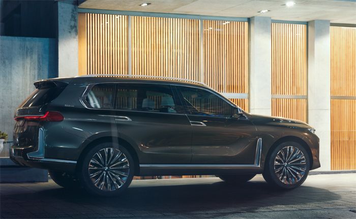BMW Concept X7 iPerformanc