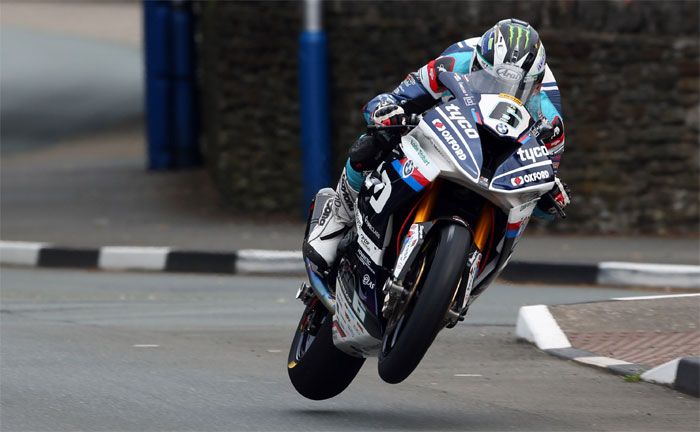 Isle of Man Tourist Trophy: Michael Dunlop (Team Tyco BMW), BMW S1000RR