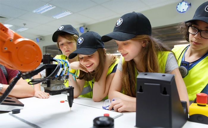 Tech4Kids  Technik begeistert Schler in Grundschulen an den BMW Group Werksstandorten Regensburg, Landshut und Mnchen