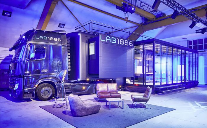 Lab1886, das Innovationslabor der Daimler AG veranstaltet im Rahmen des new.New Festivals die 