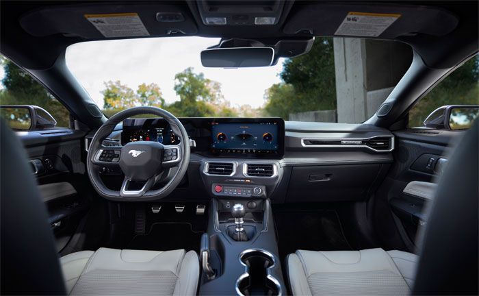 Ford Mustang - Interieur