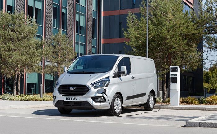 Ford Transit Custom Plug-In Hybrid mit 1.0-Liter EcoBoost