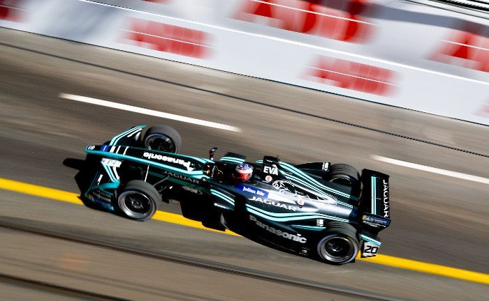 In Zrich holte Panasonic Jaguar die erste Poleposition beim e-Prix