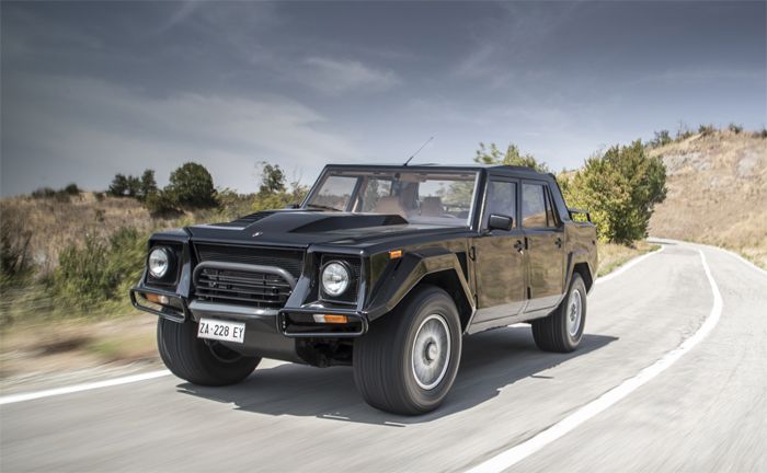 Lamborghini SUV LM002