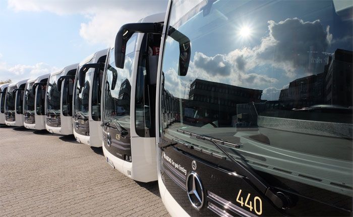 bergabe der ersten sieben Mercedes Benz eCitaro an die Aachener Straenbahn und Energieversorgungs-AG (ASEAG)