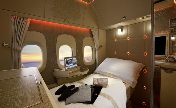 Mercedes-Benz und Emirates Airline: First Class fliegen