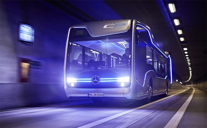 Mercedes-Benz Future Bus mit CityPilot