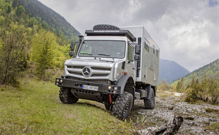 Mercedes-Benz Unimog U 4023