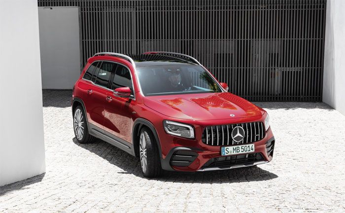 Mercedes-AMG GLB 35 4MATIC designo patagonienrot metallic