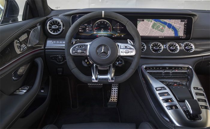 Mercedes Amg Gt 4 Turer Coupe Rennwagen Der Strasse