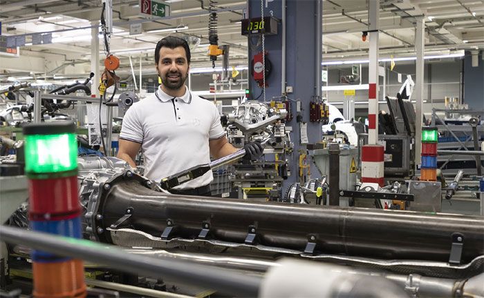 Einblicke in die Mercedes-AMG Montage im Werk Sindelfingen