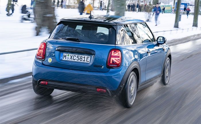 MINI Cooper SE Electric Collection - Heckansicht