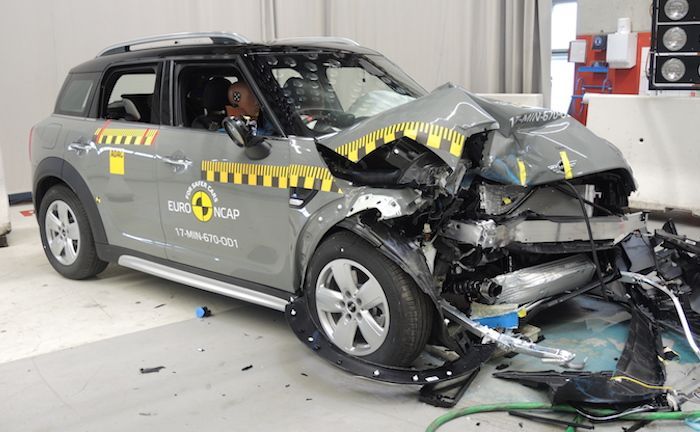 MINI Countryman erhlt Bestnote von 5 Steren beim Euro NCAP-Crashtest