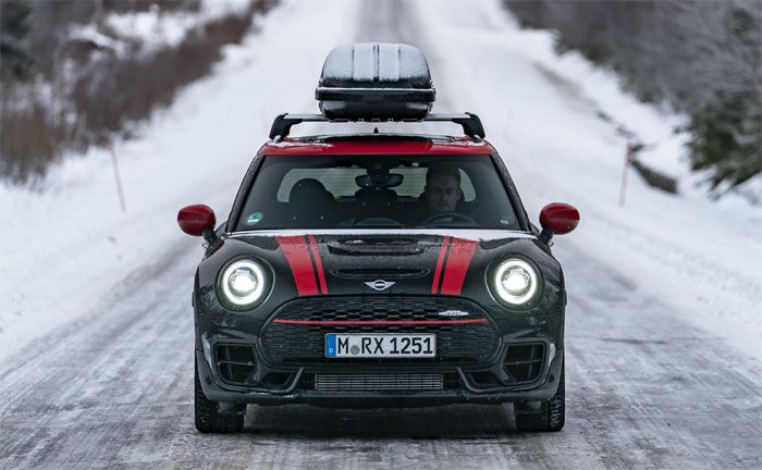 MINI John Cooper Works Clubman in Lappland