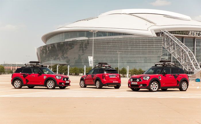 Drei MINI Cooper SE Countryman ALL4 starten zur Panamericana-Tour