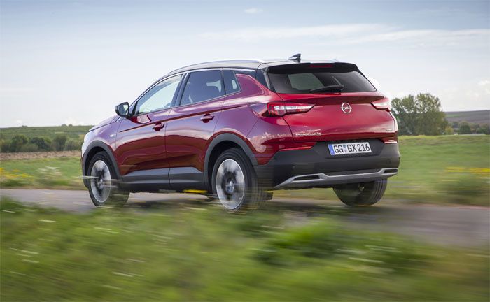 Opel Grandland X jetzt auch als Color Line