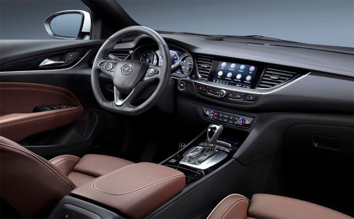 Opel Insignia mit Infotainment-Systemen der nächsten Generation - Multimedia Radio und Multimedia Navi Pro