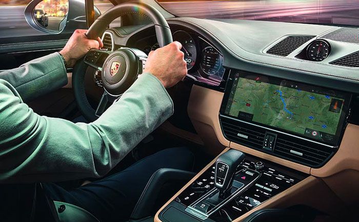 Porsche Cayenne mit Connect-Funktionen