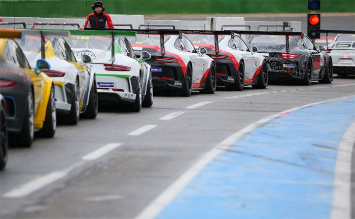 Porsche Racing Experience erweitert Angebot: Open Pitlane - neues Rennstreckenprogramm für Porsche-Fahrer. Die kontaktfreien Trackdays werden für Renn- und Serienfahrzeuge getrennt veranstaltet.