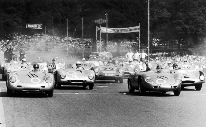 Solitude 1956: Hans Herrmann pilotiert den Porsche 550 A Spyder