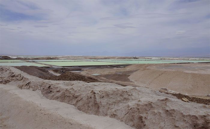 Erkundungsreise in die Lithium-Wüste von Chile (© Volkswagen AG)