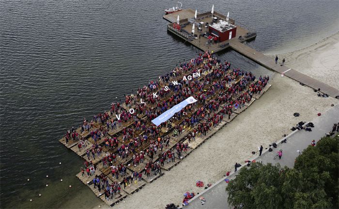 Flobau-Event am Allersee