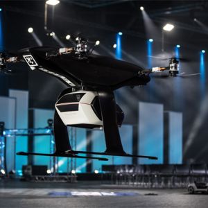 Audi und Airbus auf der Drone Week Amsterdam: Fliegender und fahrender Prototyp des "Pop.Up Next"