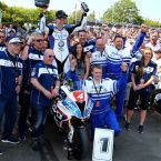 Isle of Man Tourist Trophy: Ian Hutchinson #4 (GBR), Team Tyco BMW Motorrad Racing, BMW S1000RR