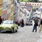 Karmann Ghia Typ 14 Coup (1974): Der bei Karmann in Osnabrck gebaute Volkswagen hat bereits Erfahrung mit der Sachsen Classic, hier bei der traditionellen Wertungsprfung Steile Wand von Meerane.