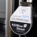 R33 BlueDiesel Kraftstoff an der werksinternen Tankstelle in Wolfsburg getestet