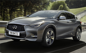 Infiniti Q30