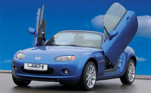 Mazda MX-5 mit LSD-Flgeltren