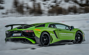 Lamborghini LP 750-4 Superveloce