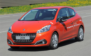 Peugeot 208 BlueHDi 100