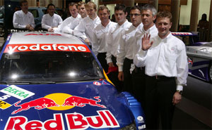 Das Audi Aufgebot fr die DTM 2005 (von links): Ralf Jttner, Hans-Jrgen Abt, Frank Stippler, Martin Tomczyk, Mattias Ekstrm, Tom Kristensen, Pierre Kaffer, Christian Abt, Rinaldo Capello und Allan McNish