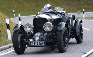 Bentley auf dem 17. Jochpass Oldtimer Memorial