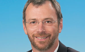 Dr. Helmut Leube